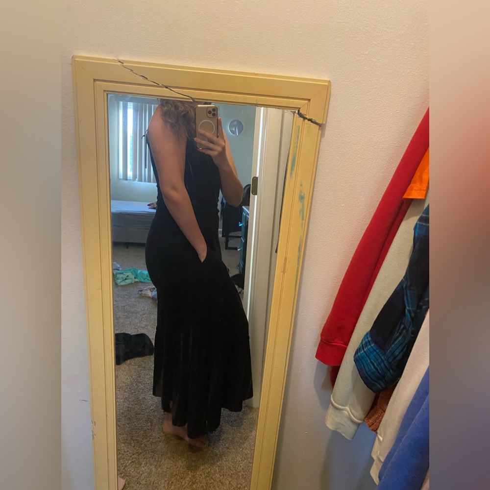long black dress